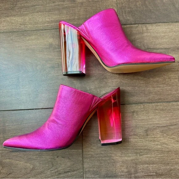 Dolce Vita Enya Mules - Fuchsia Metallic Leather - Size: 8 - Clear Block Heel - Picture 3 of 10